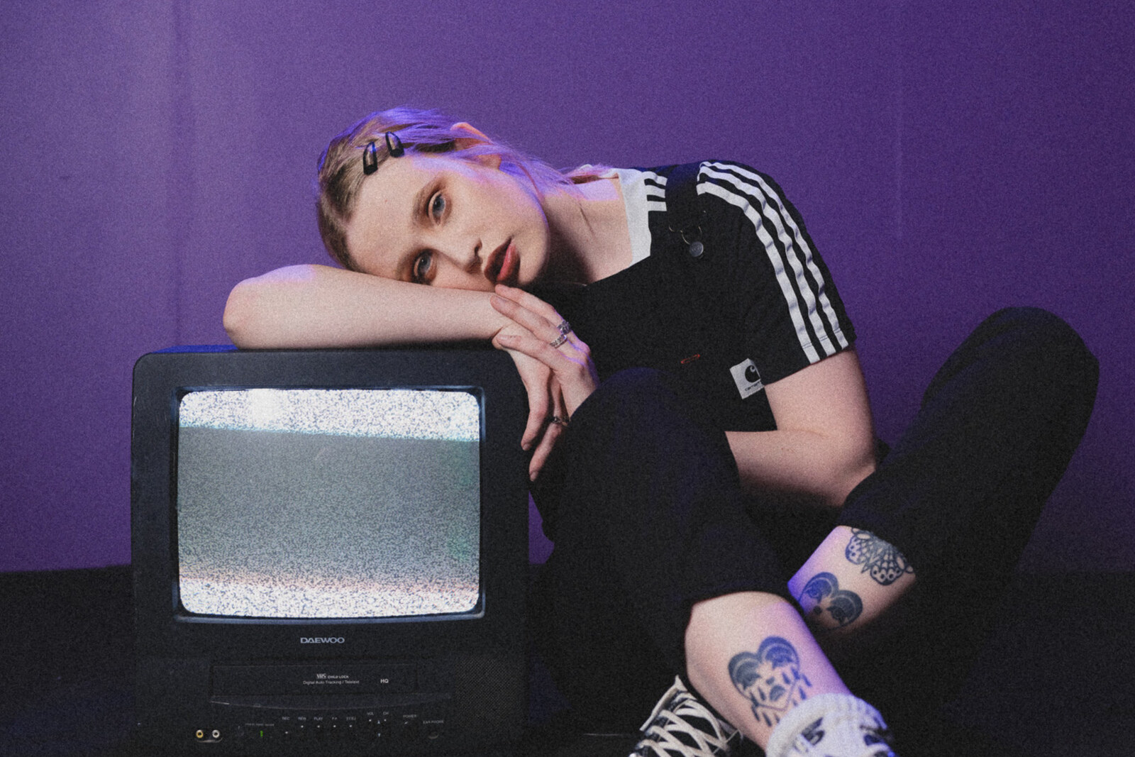Lizzy Farrall Releases 'Barbados' EP