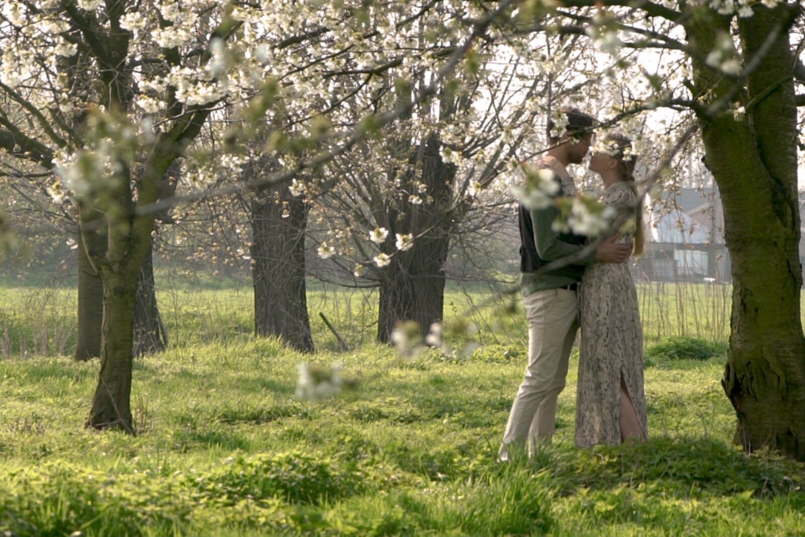 Willow Mae viert de belofte van de lente met ‘Blossoms Blooming’