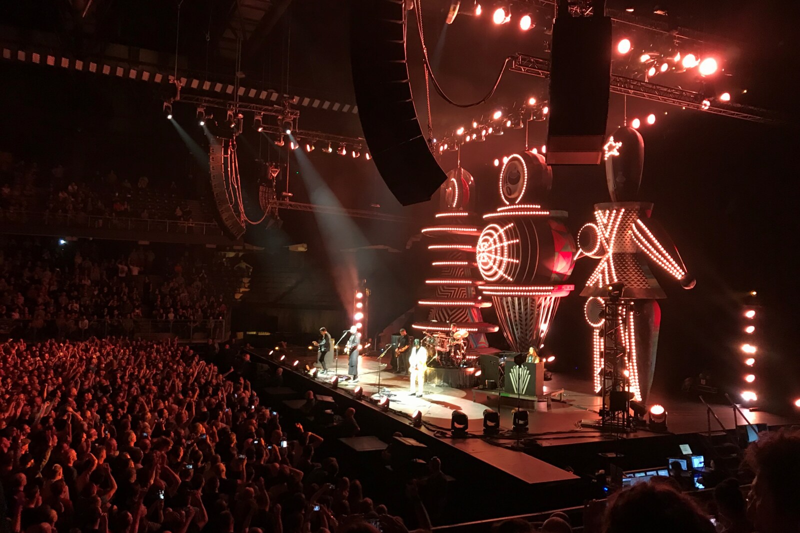 The Smashing Pumpkins maken een festival van de Lotto Arena