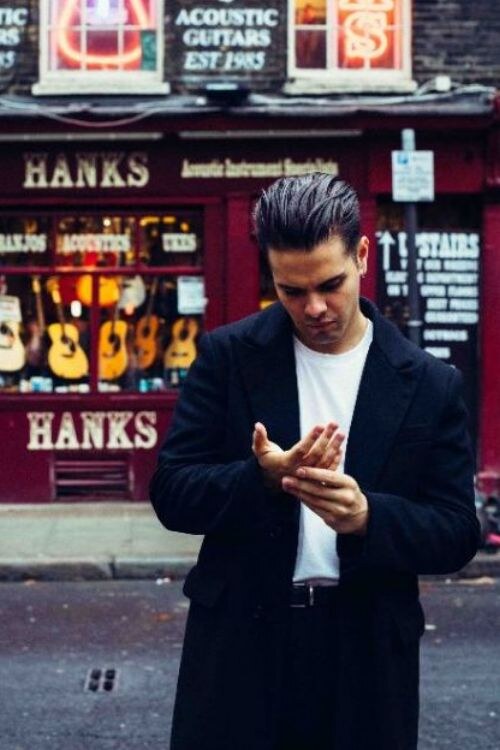 Lawrence Taylor announces EP release & shares 'No Messiah' live video