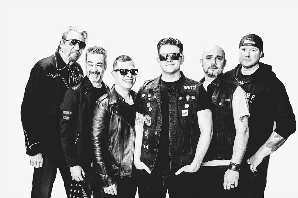 Punk Rock Americana sextet 500 Miles to Memphis signs to Paper + Plastick for vinyl release, announces East Coast and Midwest Tour Dates