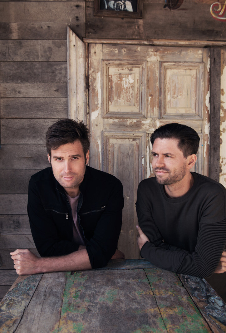 Nick van ‪Nick & Simon zat door z’n stem