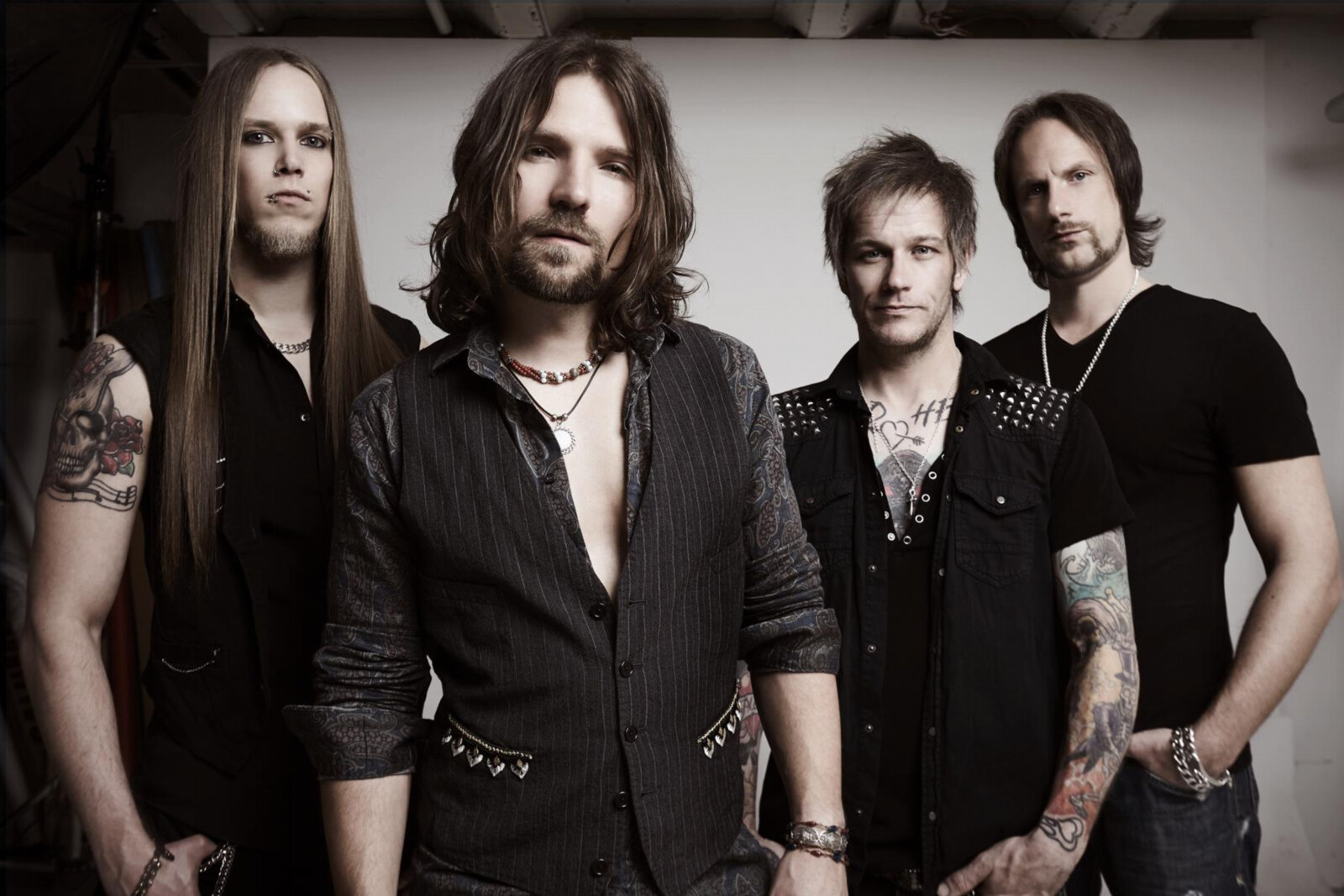  The New Roses New Album “Nothing But Wild” Out On August 2nd!