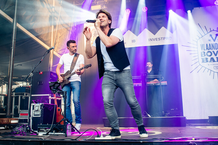 Het 11 juli-optreden van de Vlaanderen Boven Band op de Antwerpse Grote Markt is ook toegankelijk voor doven en slechthorenden
