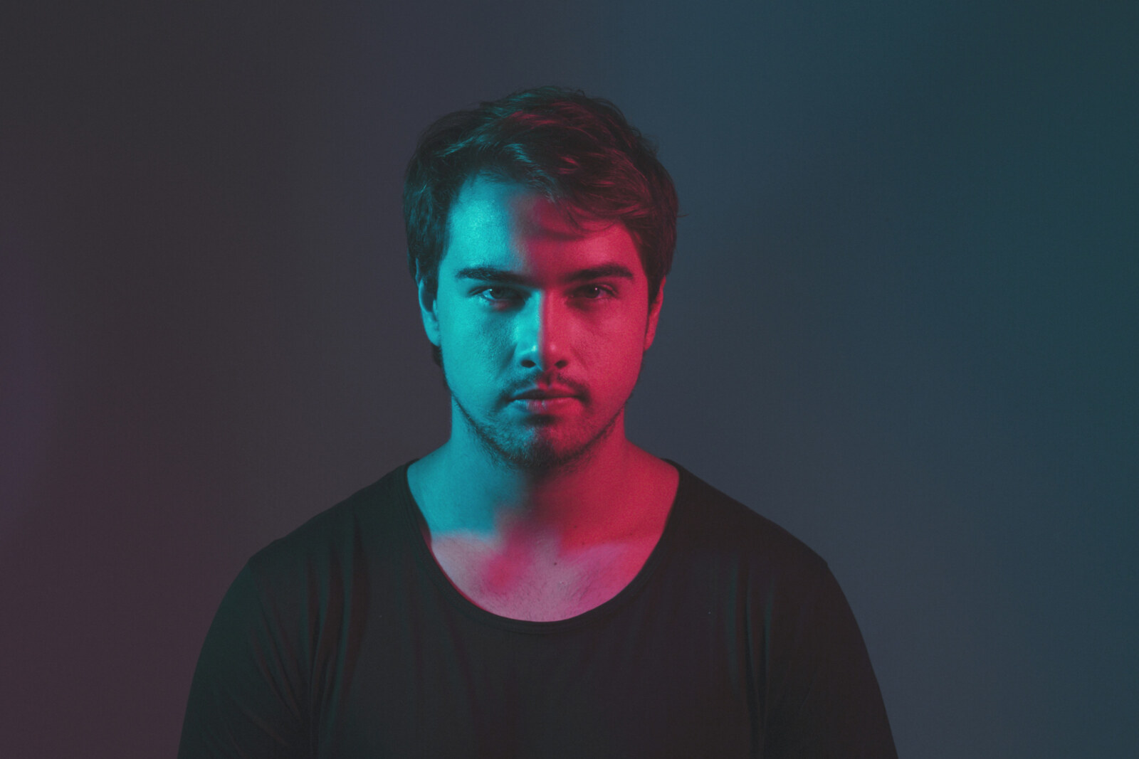 Olin Batista debuts on R3HAB's CYB3RPVNK with "Falling" 
