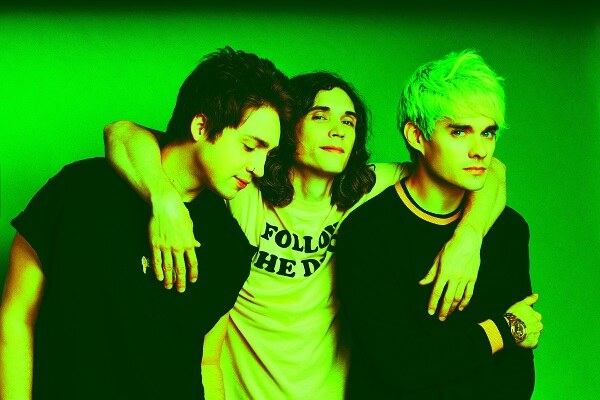 Waterparks Premiere New Video “High Definition” via Hopeless Records; New Album "FANDOM" Out October 11th