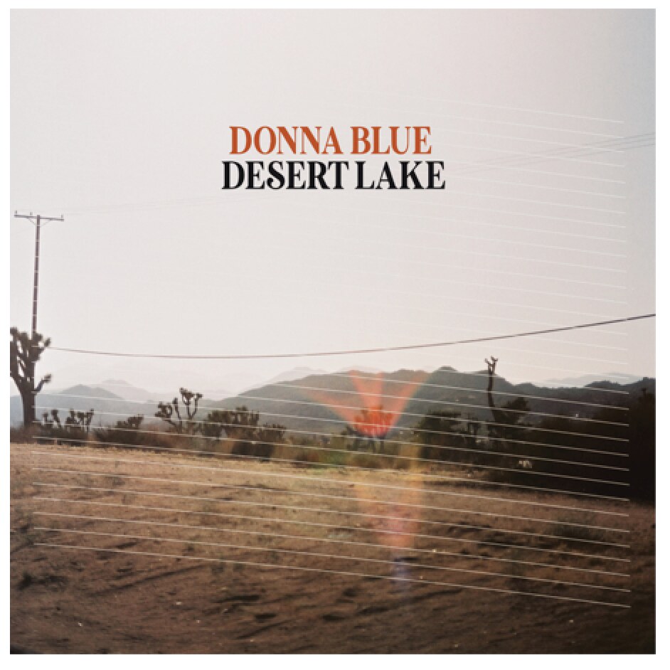  Donna Blue releases single 'Desert Lake'