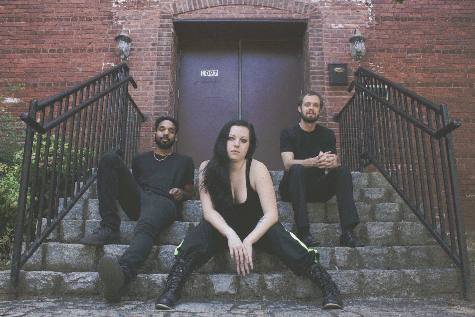 Atlanta Pop/Rock Trio Drop New Single "How Does It Feel"