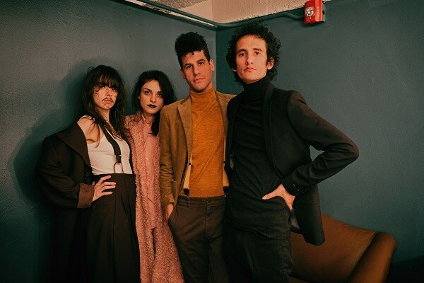 Le Butcherettes Release The Brand New Video For "Tunisia" From EP "Don't Bleed" Slated To Be Released February 14th