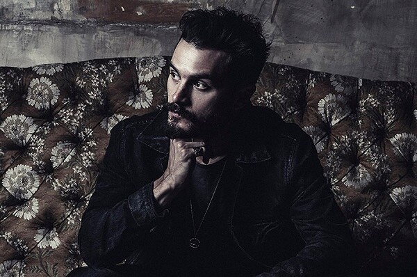 Musician And Actor Michael Malarkey Release New Single "Graveracer"