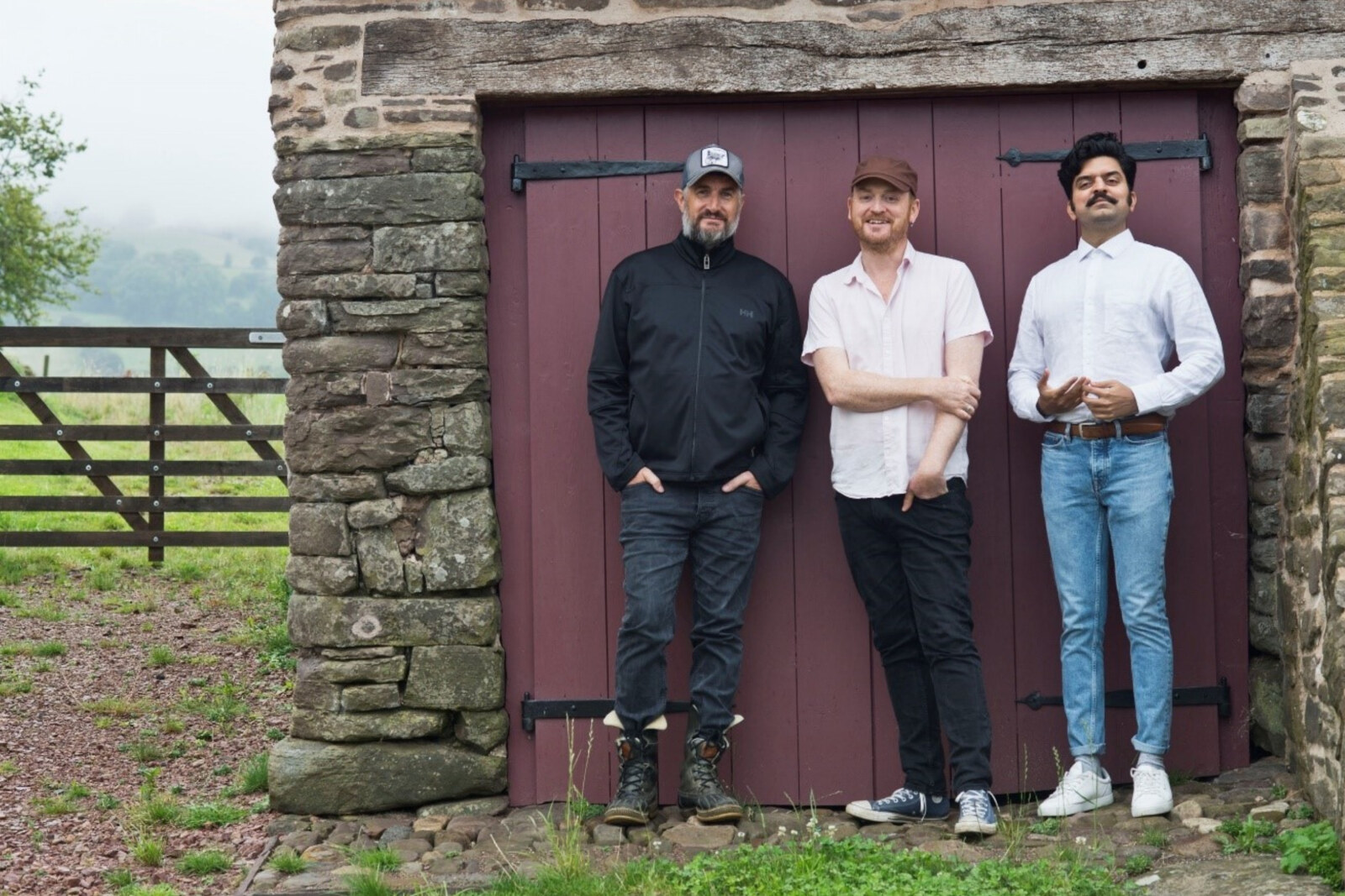Yorkston/Thorne/Khan share new song "The Shearing's Not For You"
