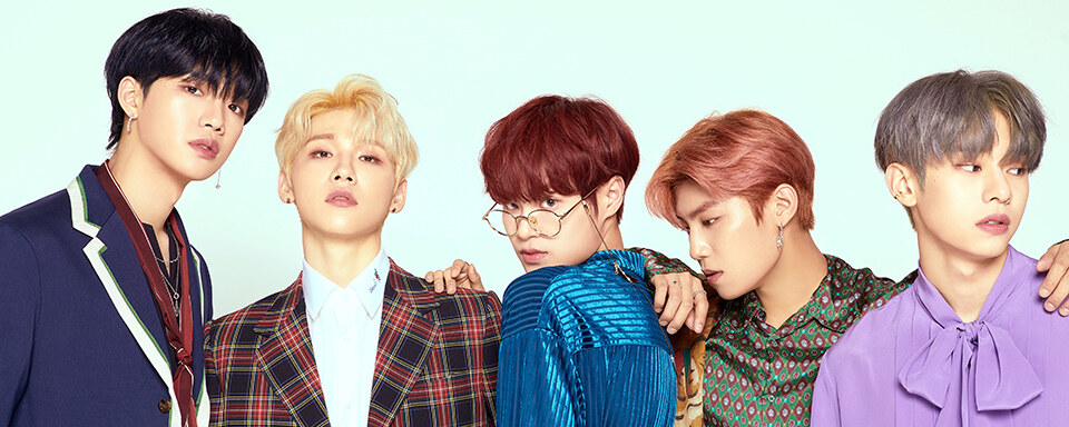 K-pop groep AB6IX met 6IXENSE World Tour naar The Box, Amsterdam