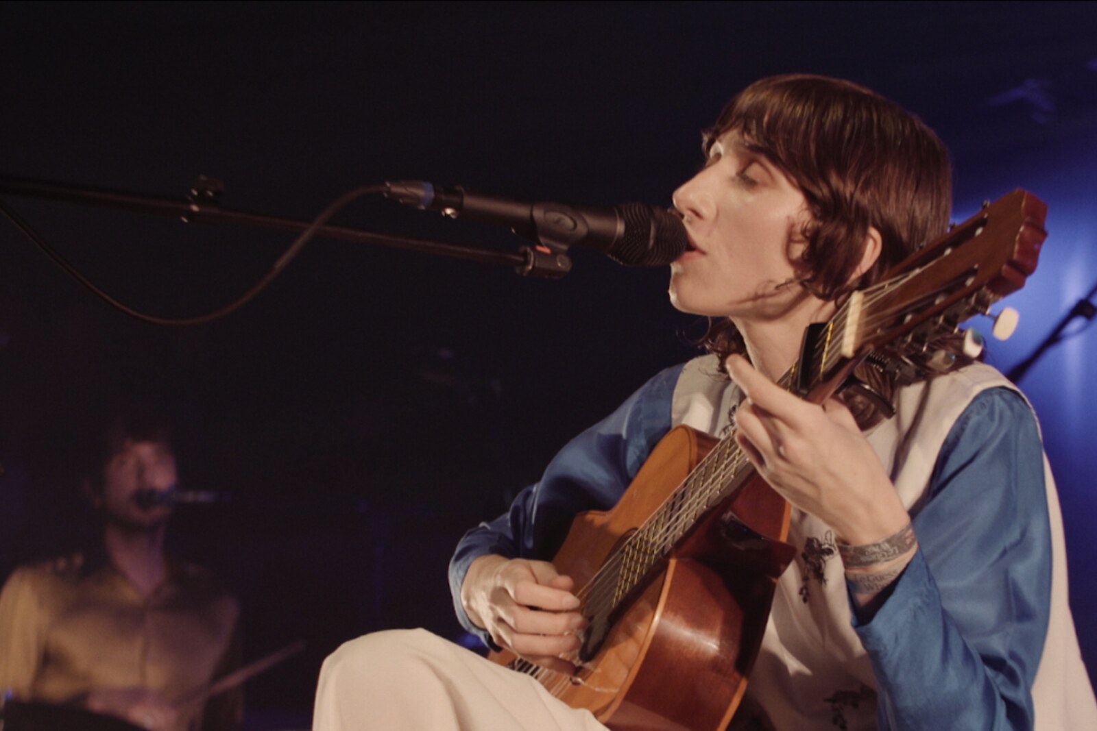 Aldous Harding live op Le Guess Who? 2019