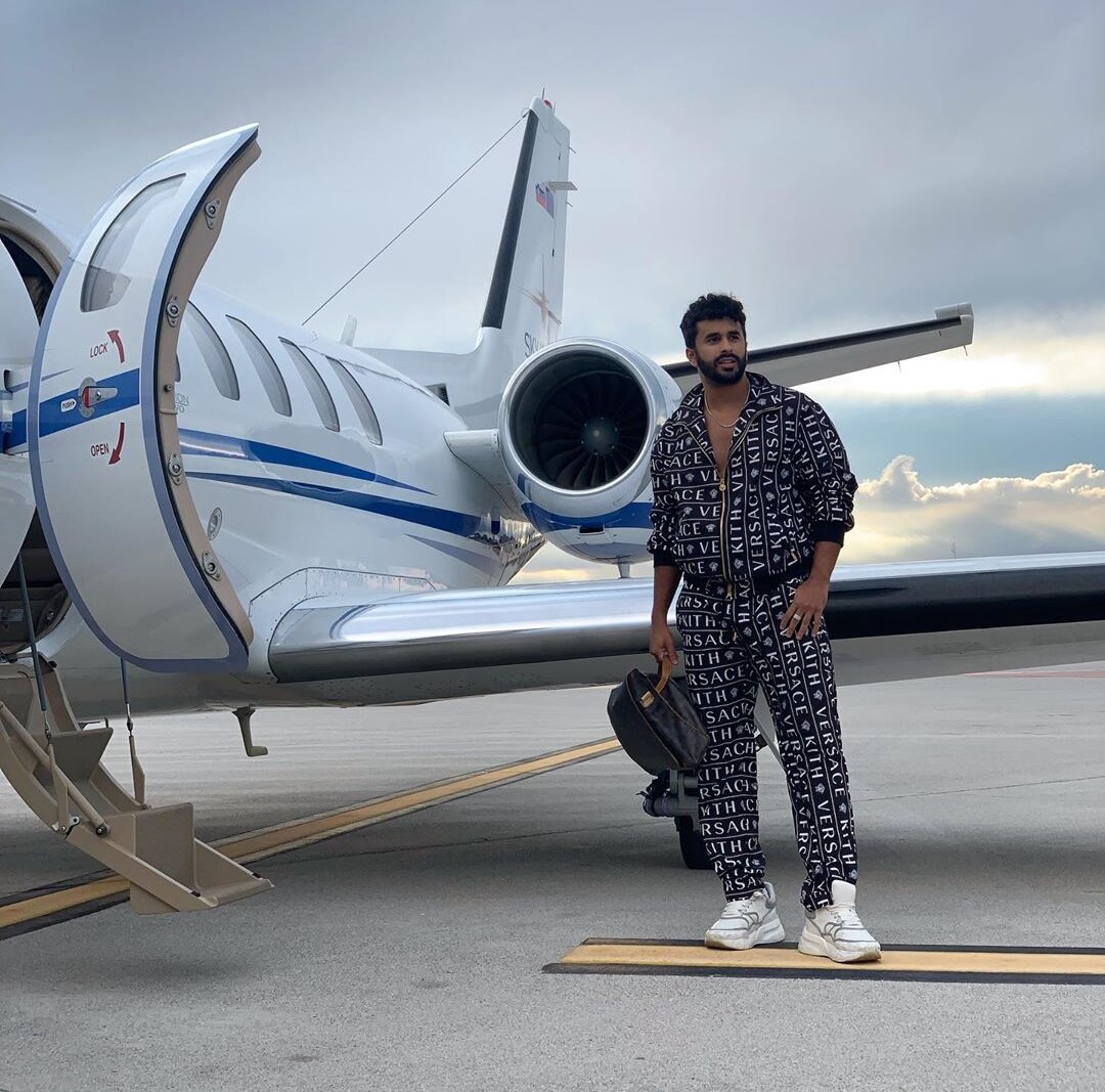  Baddies Only's hedonistic lifestyle, throws back to his 1st rave with "I Need You" single (out now)