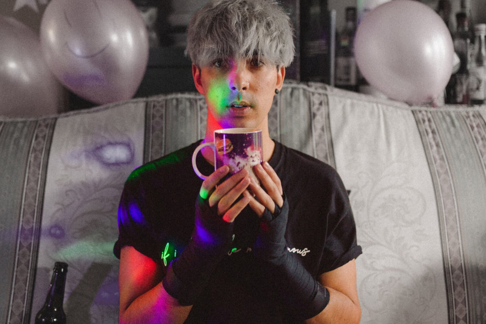  Multi-award winning rap-singer Cameron Sanderson shares ‘Grey’ single