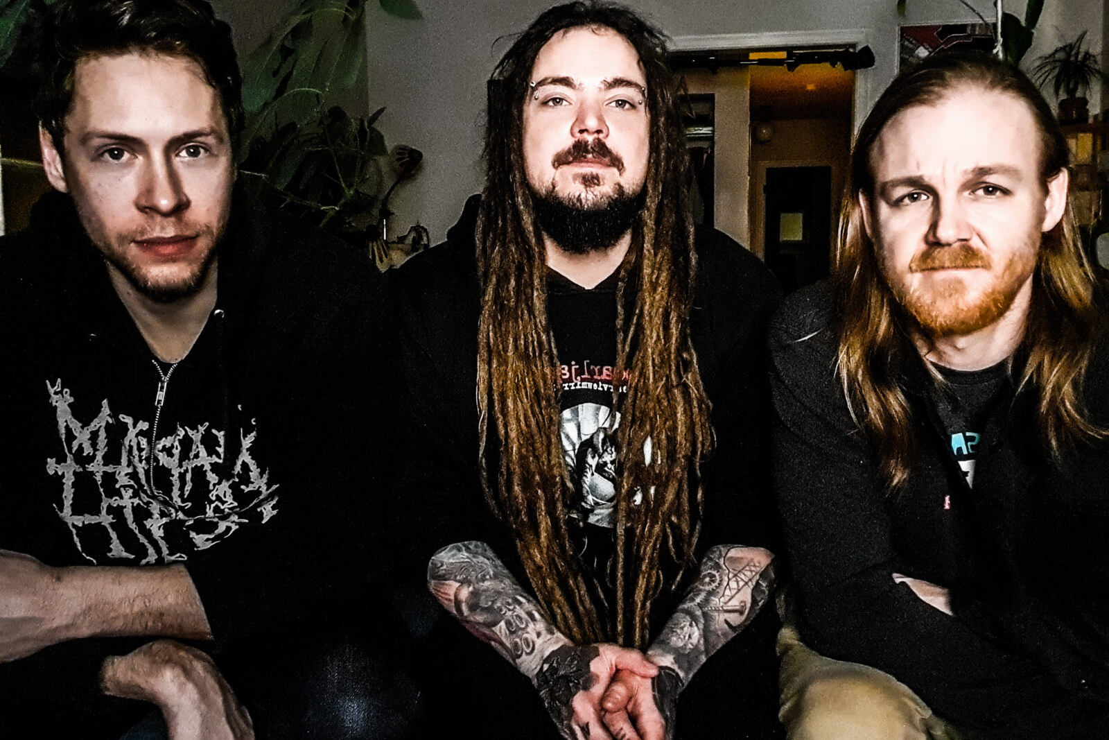 Grunge Stoner Vibes  Badguyswin Premiere Full Stream of New Album "Cowards" via Bravewords