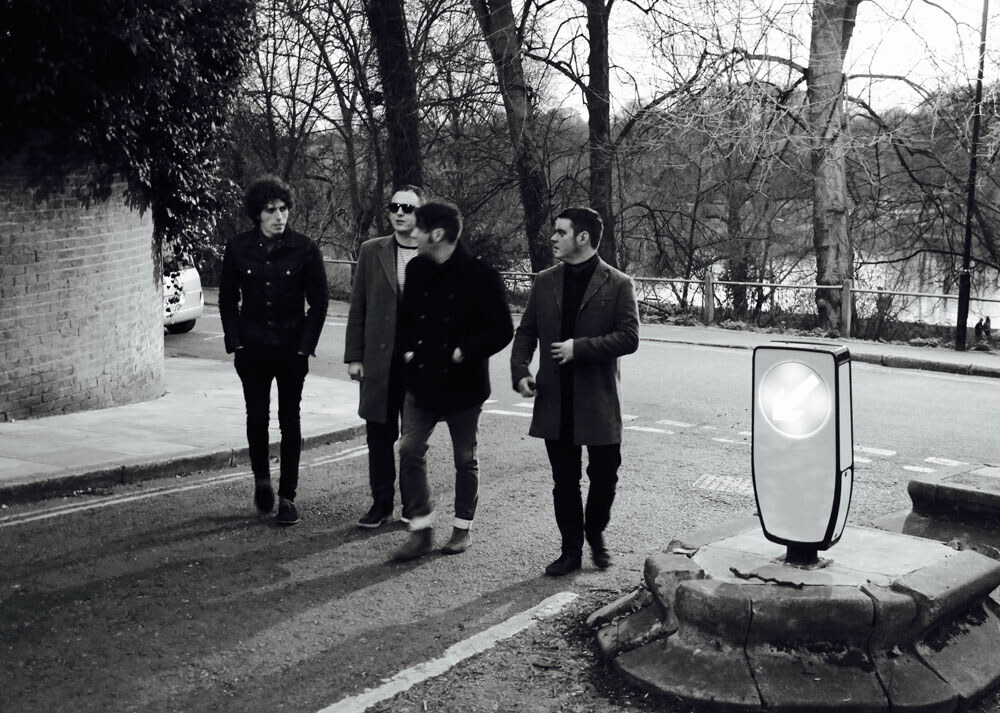 Indieband Cronin releaset mini-album in samenwerking met beroemde muzikanten