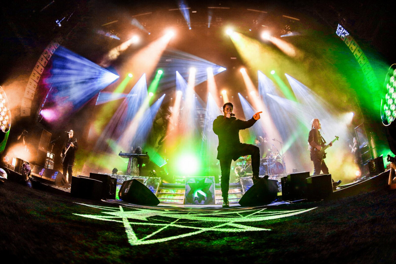 Kamelot Unveils Powerful New Live Video“Phantom Divine (Shadow Empire)” ft. Lauren Hart
