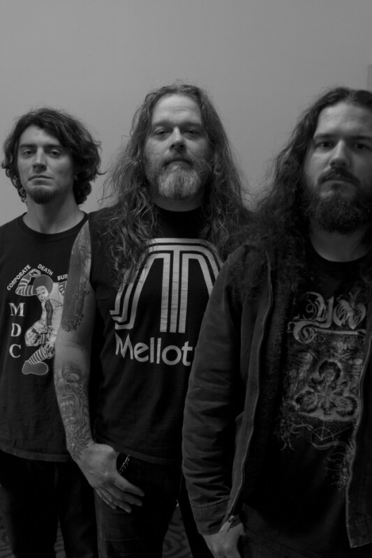 Mos Generator and DI'AUL team up for crushing split LP!