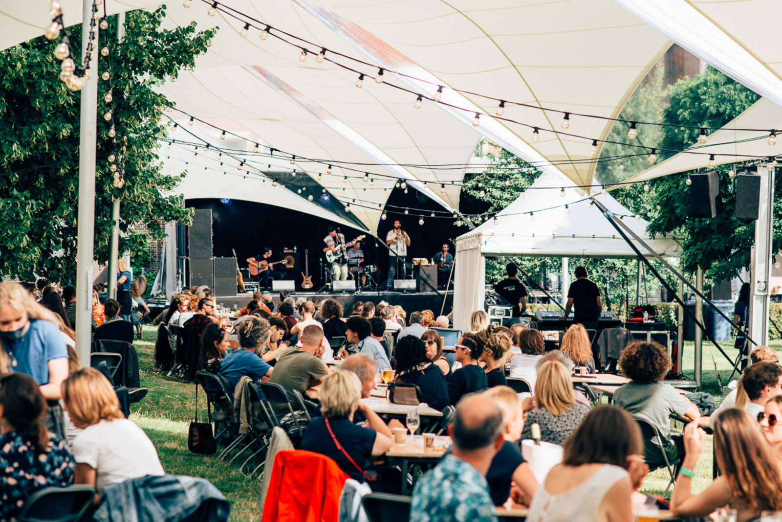 Gent Jazz 1.5 klokt af op 5.000 bezoekers