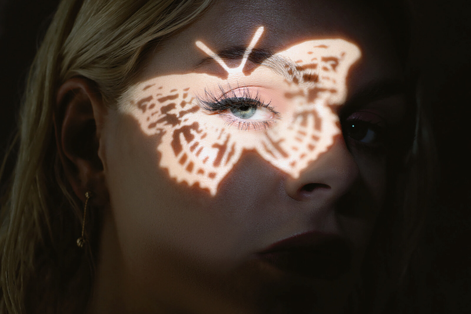Davina Michelle stelt debuutalbum voor "my own world"