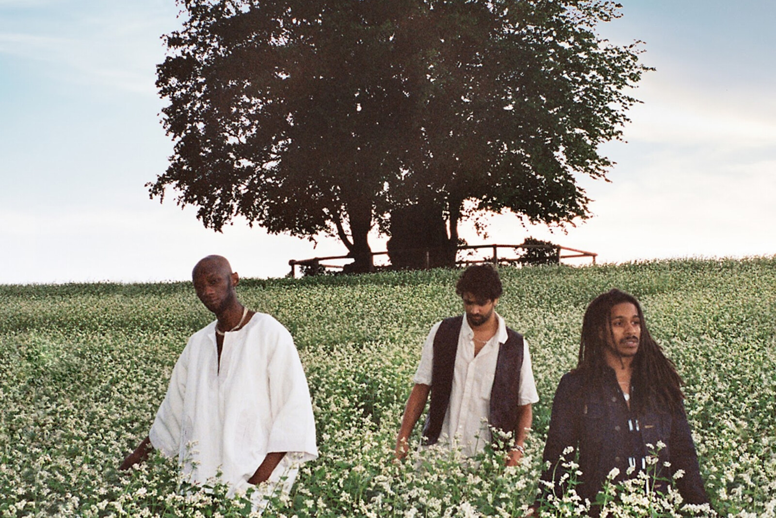 Rising Afro-Urban Trio JAS CRW release  ‘Greetings From’  EP! // FFO: WSTRN, WizKid and Burna Boy.
