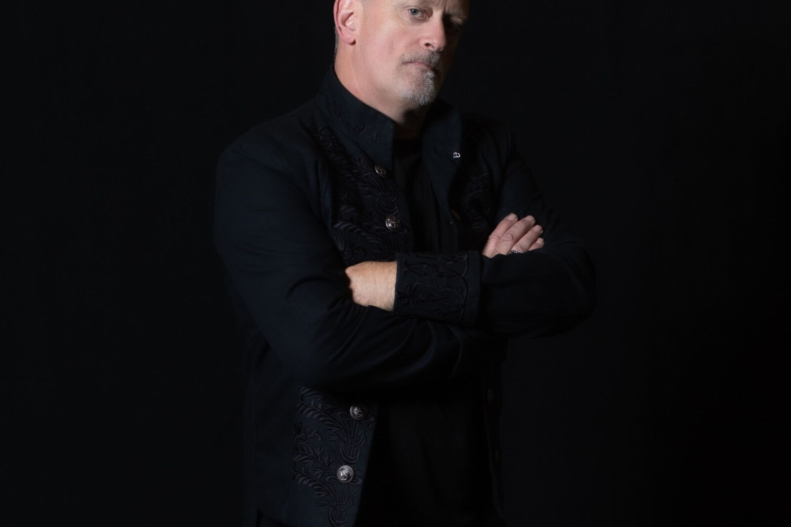 Firewolfe have officially completed their line-up with the addition of legendary original HEIR APPARENT