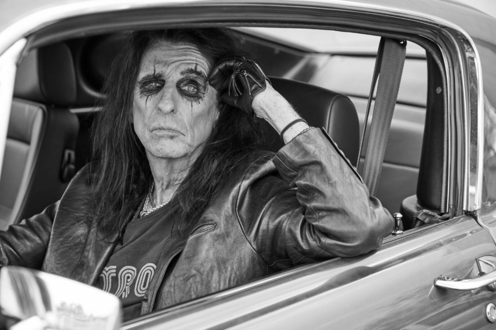 Alice Cooper releases new album!