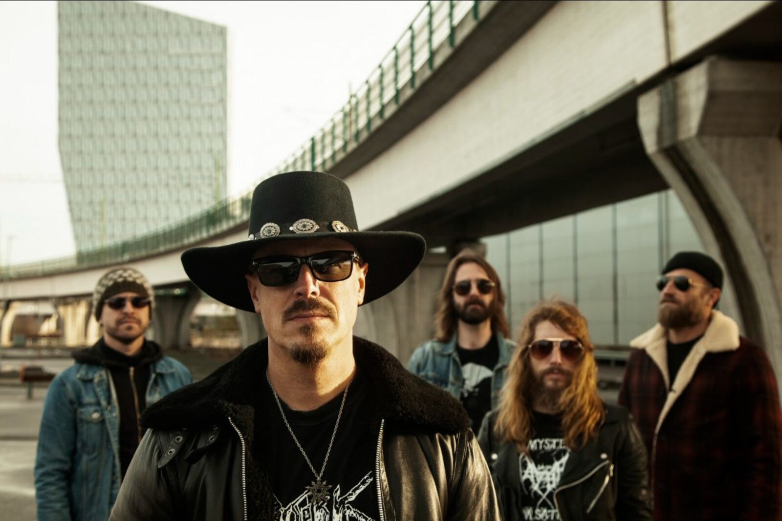 Altareth sign deal with Magnetic Eye Records