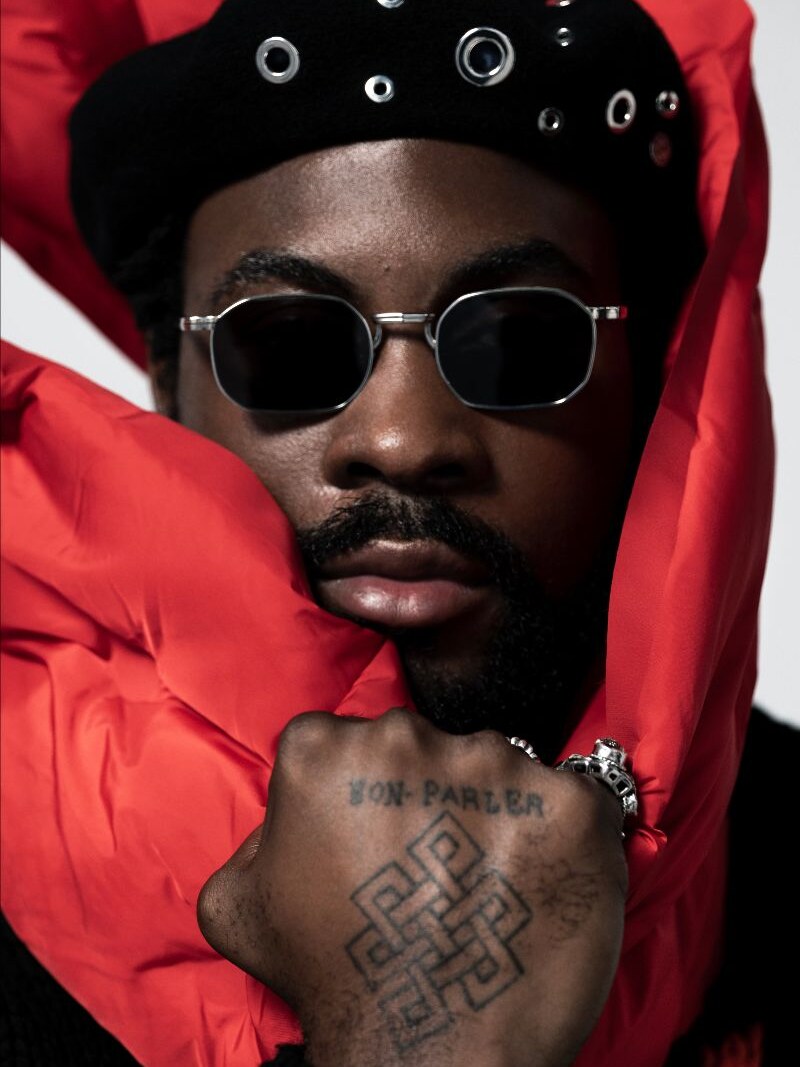 Damso gaat goud en toont gevoelige kant op single '911'