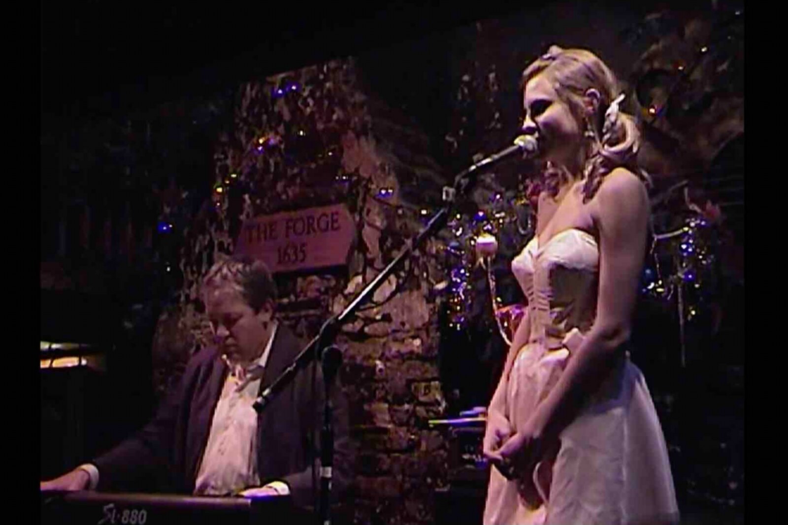 Gamine - 'God Rest Ye Merry, Gentlefolk (The Spectre of Archangelus)' : Xmas Day single by UK duo
