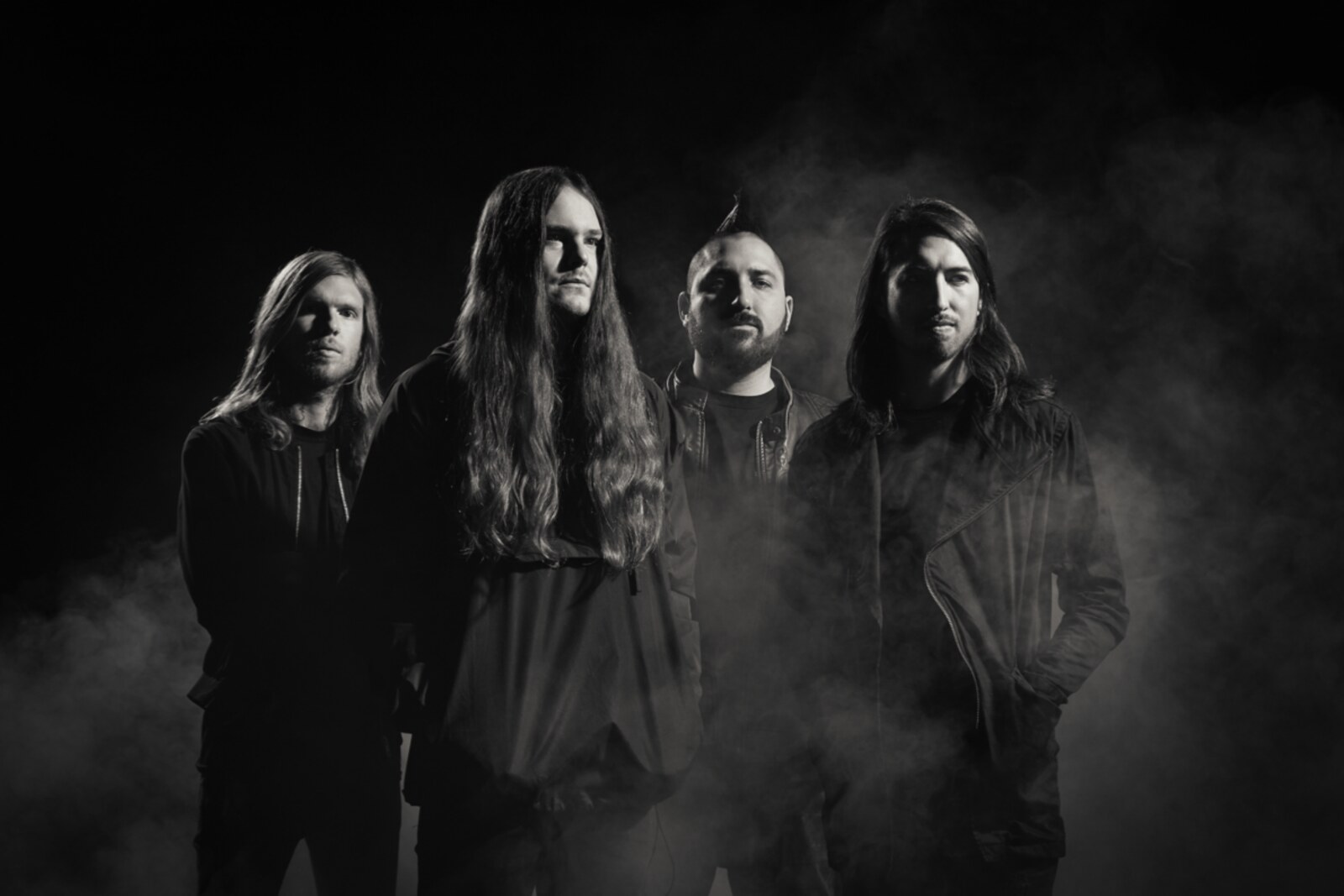 Of Mice & Men Release Crushing New Song "Obsolete"; Band Signs To SharpTone Records + Will Release 'Timeless' EP On February 26
