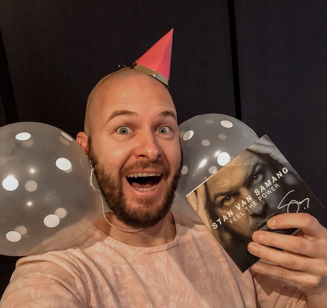 Stan Van Samang kondigt nieuwe releasedatum aan voor album ‘Feel The Power’