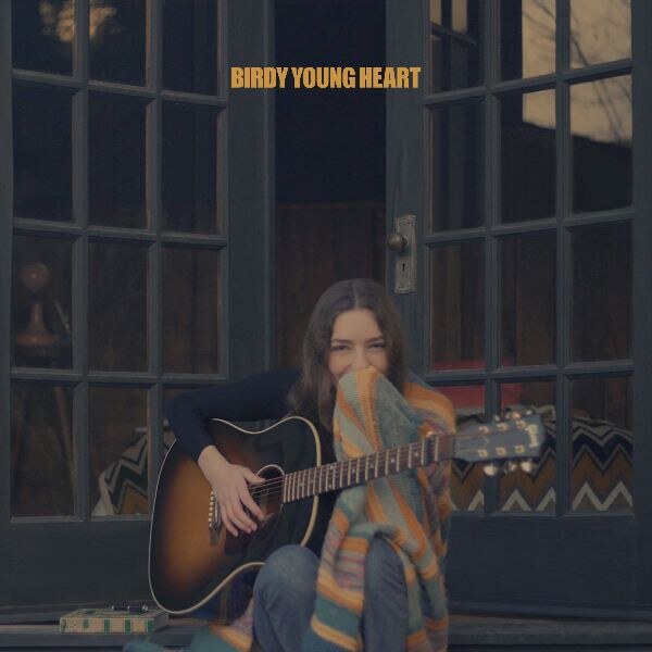 Birdy kondigt albumrelease 'Young Heart'  aan voor 30 april