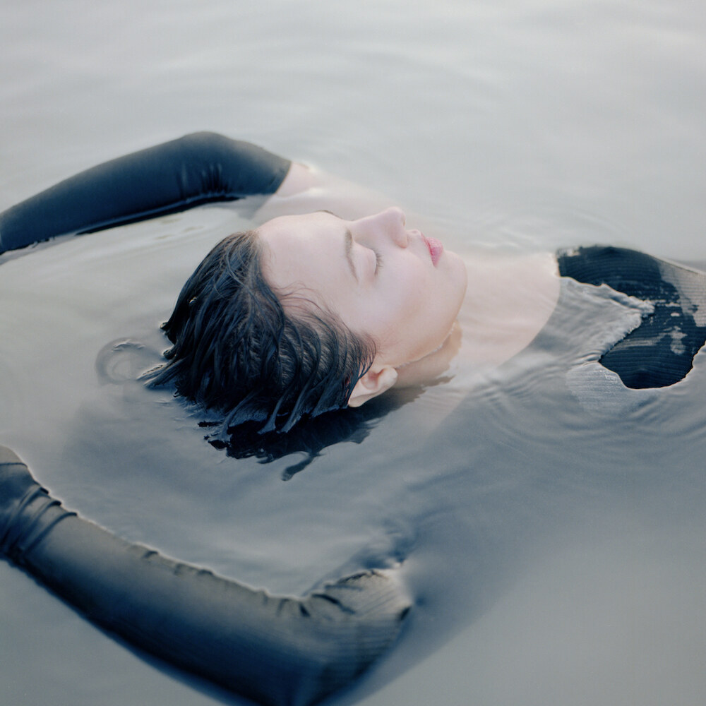 Vallens Share Single "While You Are Still Waiting"