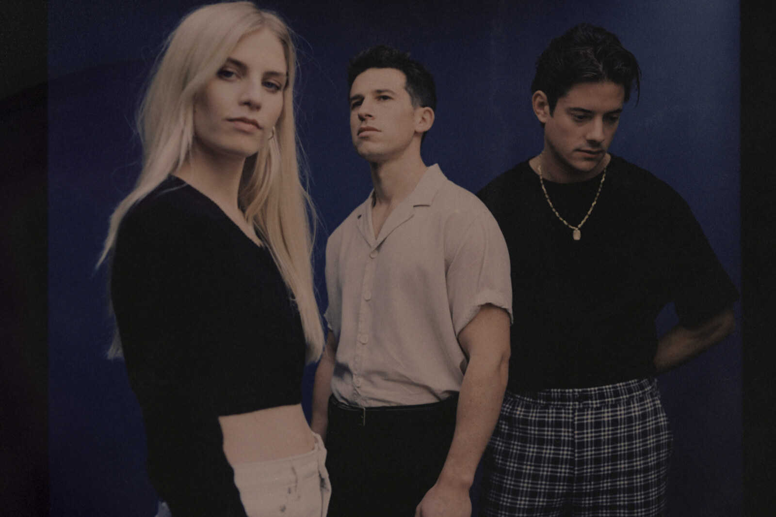 London Grammar Unveil New Single 'How Does It Feel', Release Date Change Third Album To April 16