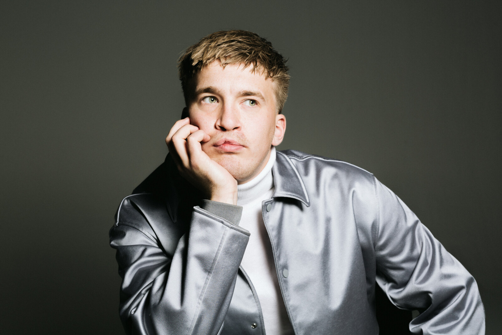 Met ‘Lars’ brengt Snelle zijn méést persoonlijke album ooit uit