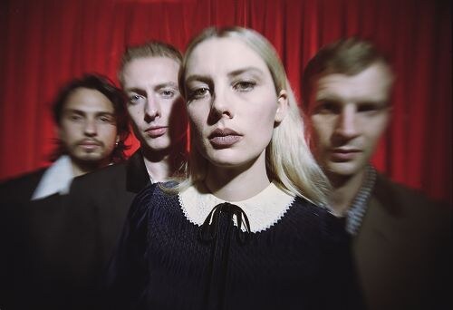 Wolf Alice brengt 2e single Smile uit