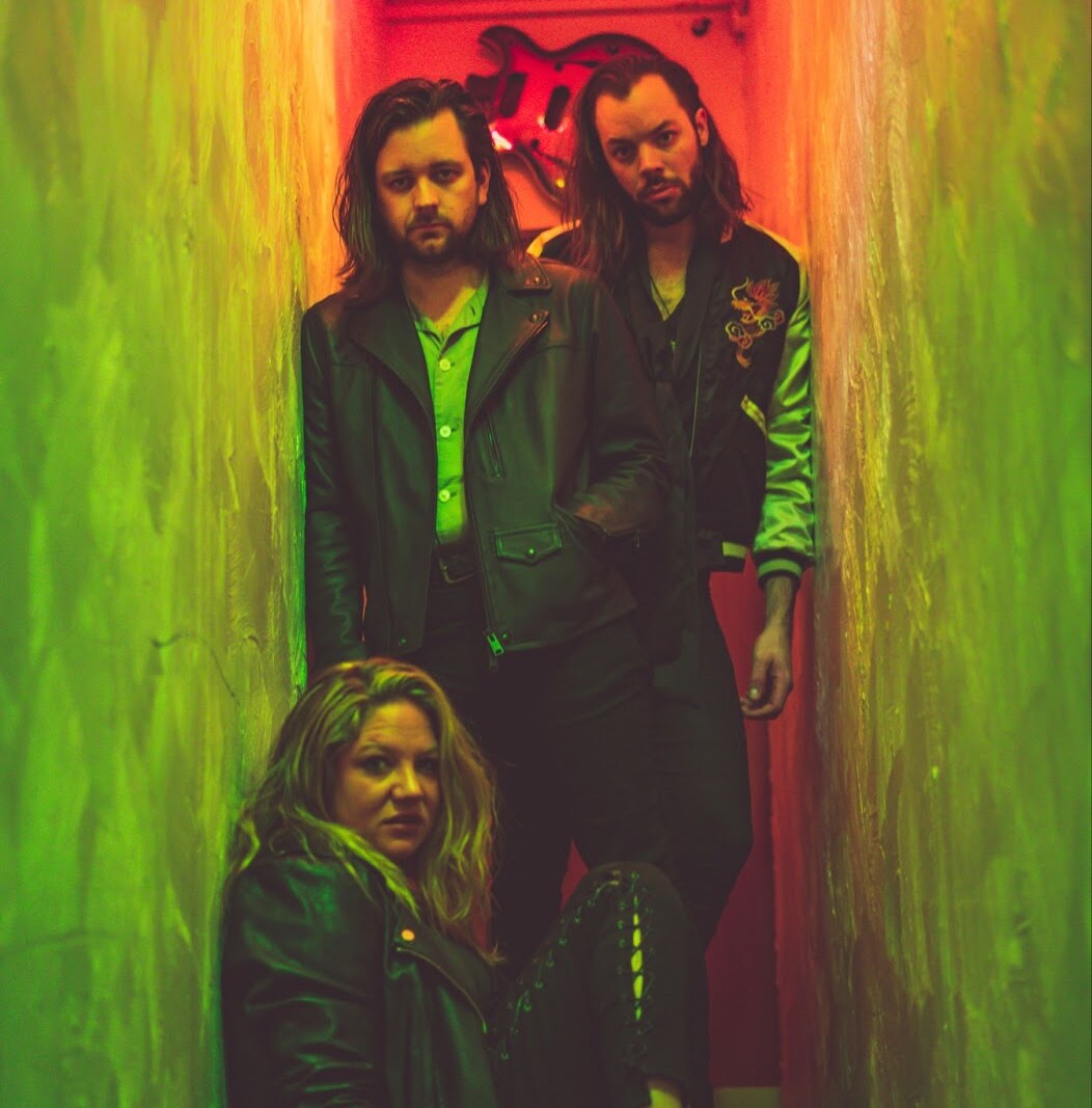 JW PARIS - Release new single: "Sober"