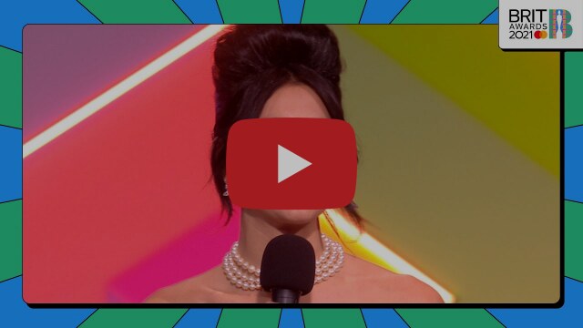 Dua Lipa wint ‘Best Album’ en ‘Female Solo Artist’