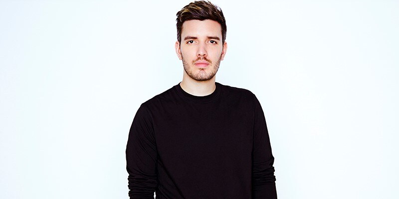 Netsky brings his immersive [GLASSHOUSE] production 360° concept to Antwerp's Lotto Arena