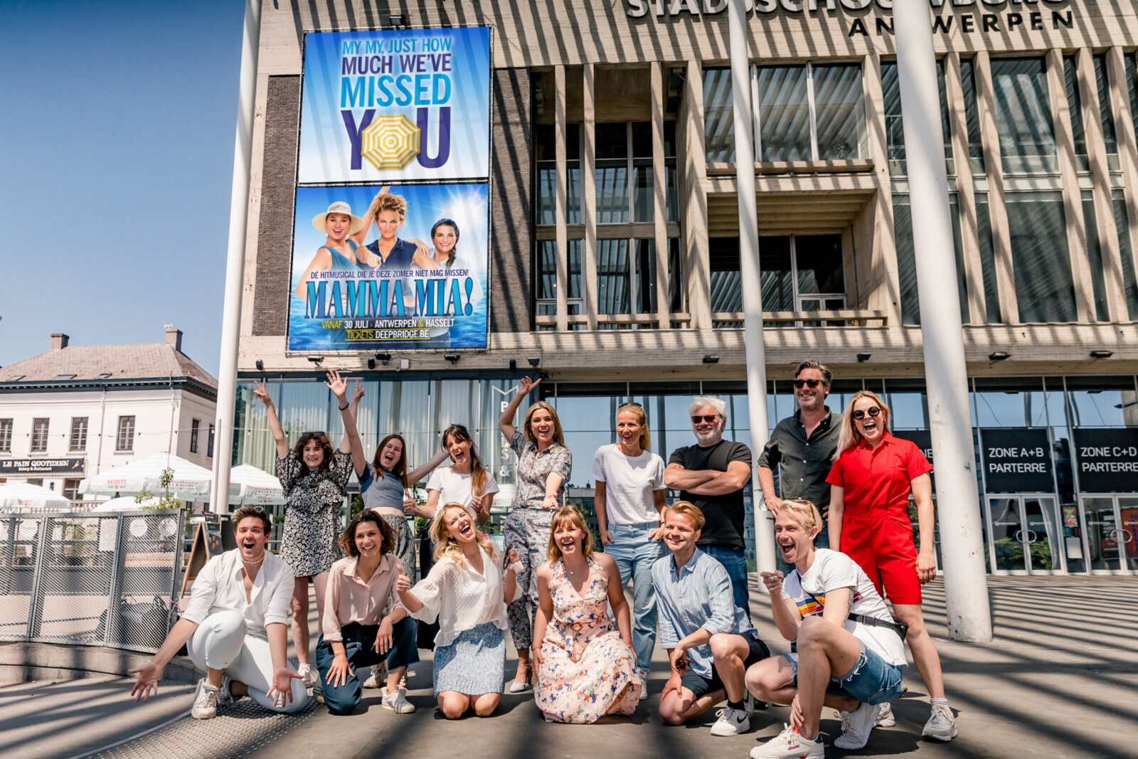 Iedereen maakt zich klaar voor ‘MAMMA MIA!’