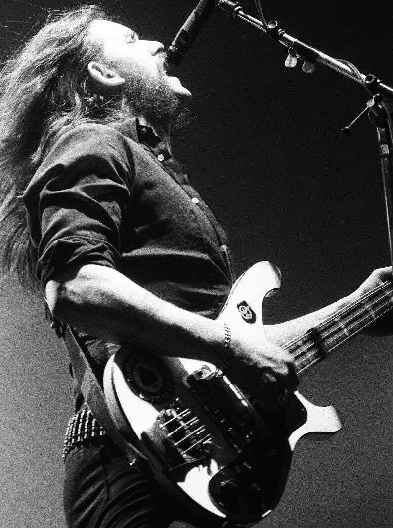 Motörhead reveal previously unreleased version of 'Stay Clean'