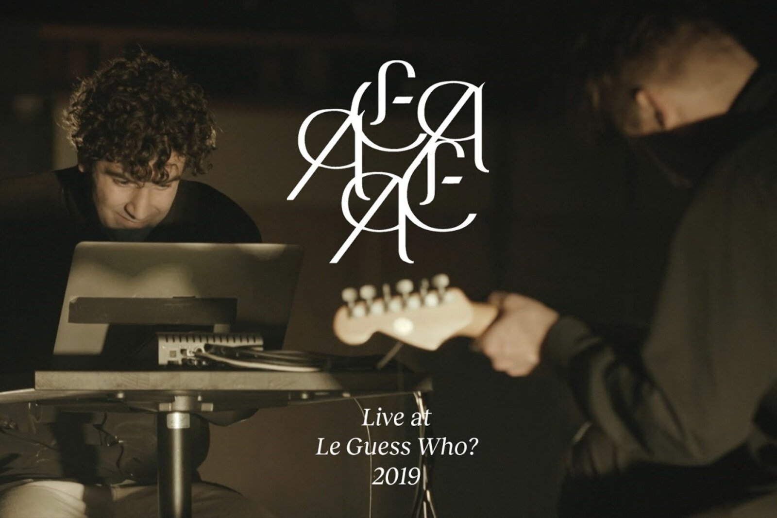 Le Guess Who? publiceert video van livepremière AEAEA (Nicolas Jaar x Patrick Higgins) op LGW 2019