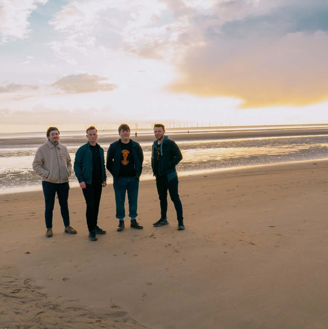 Screentalk: Hit the beach in 'Mountain Soda' Video - Watch"
