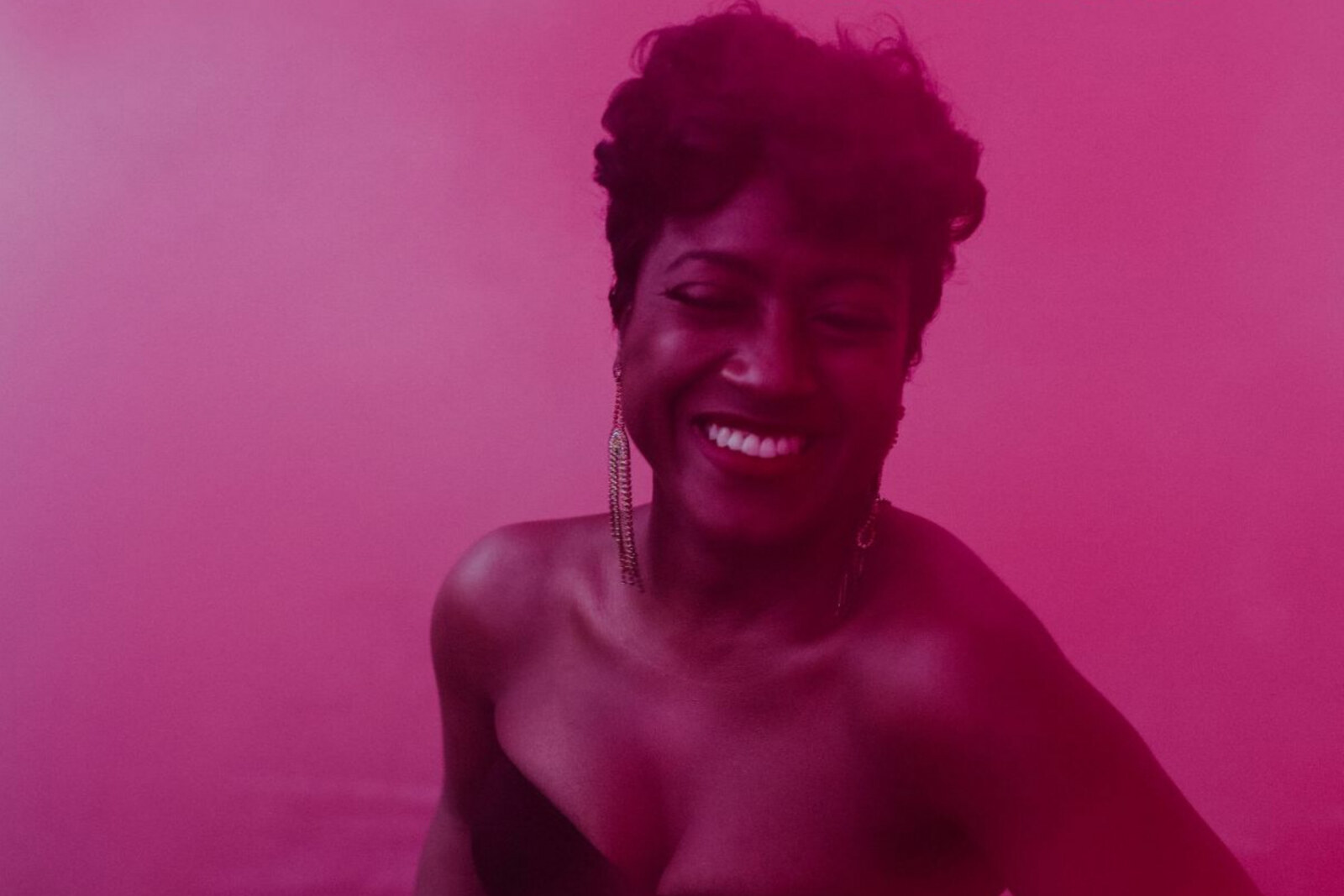 Lauren Dukes Announces New Single "Hectic Love Week" | July 2nd