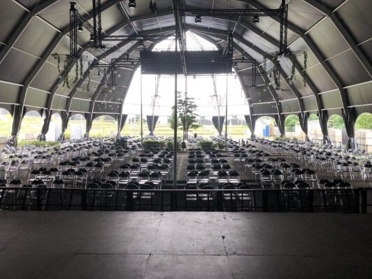 Cristal Open Air opent zomerprogrammatie in stijl en coronaproof met Ozark Henry en Niklas Paschburg