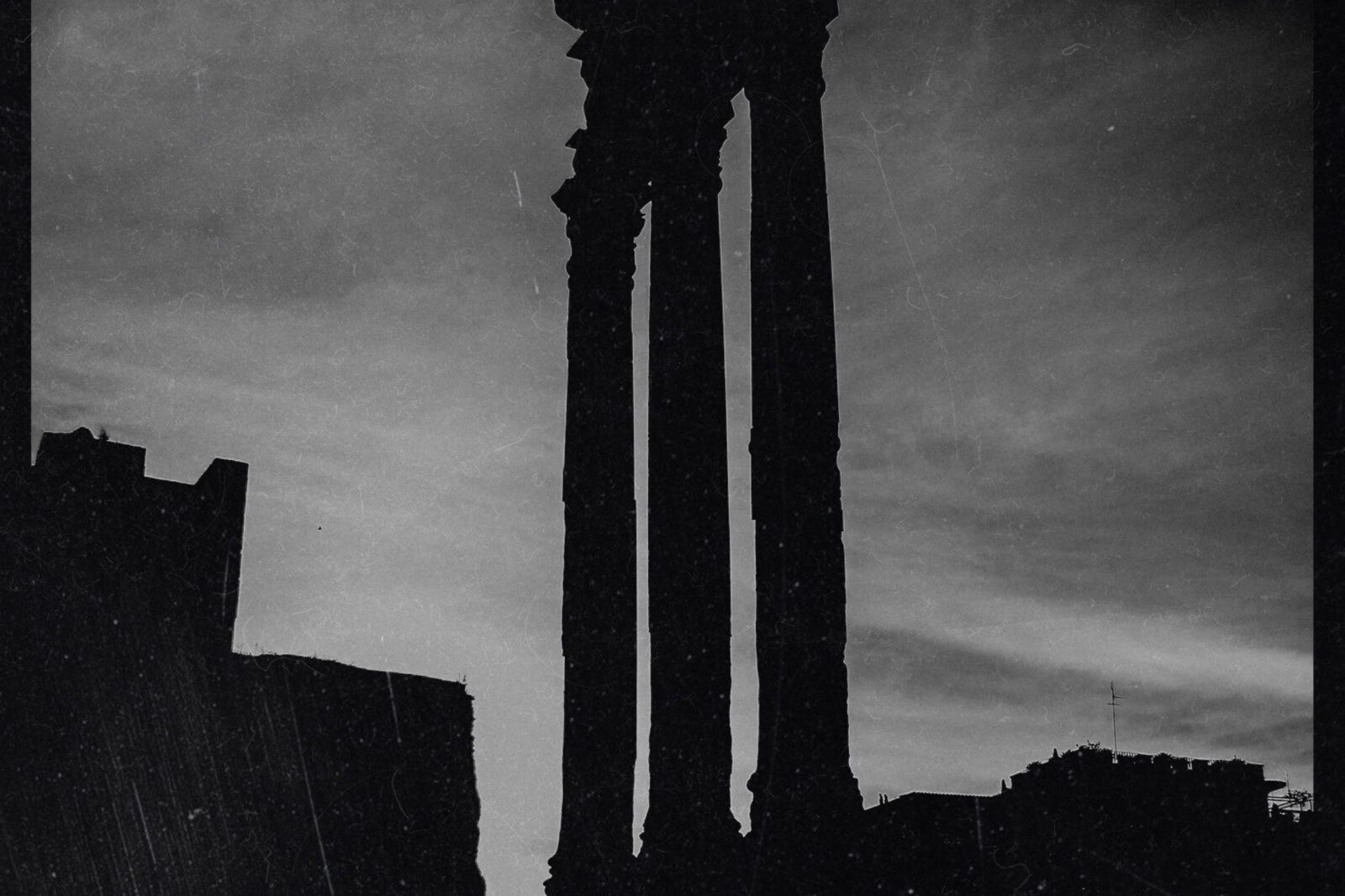 Ambient Composer Mattia Cupelli shares his ‘CHANT’ video