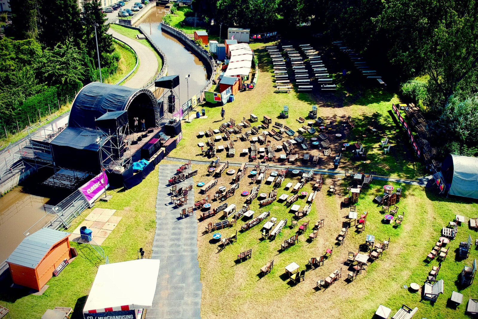 Summer Nights Fever gaat verder in augustus