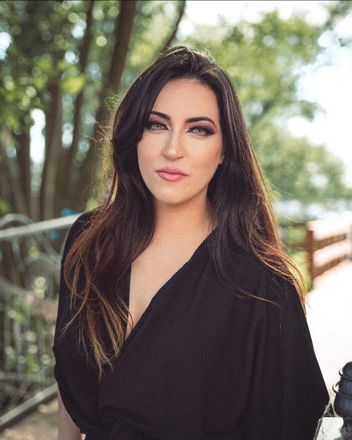 Lindsay Schoolcraft and Gaia Guarda release "I Didn't Break" single